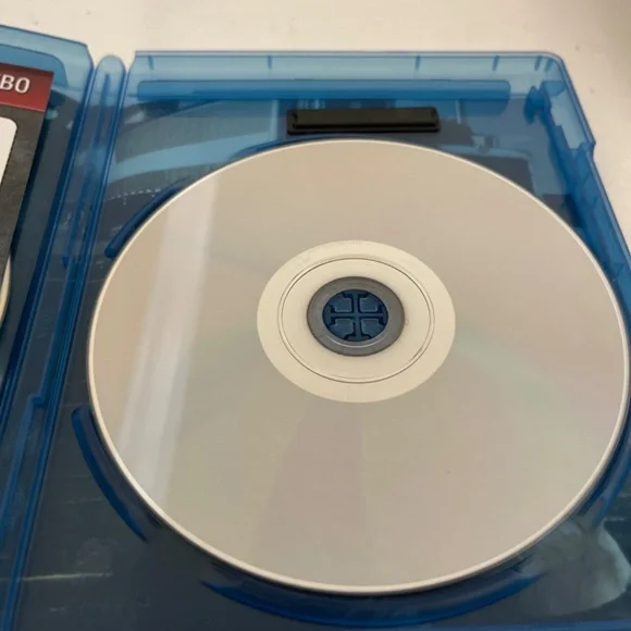 2 Transformers Blu-Ray Movies Dark of the Moon and Revenge of the Fallen - Picture 4 of 11